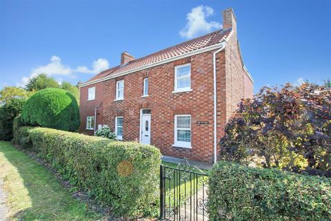 4 bedroom detached house for sale, Gainsborough Road, Market Rasen LN8