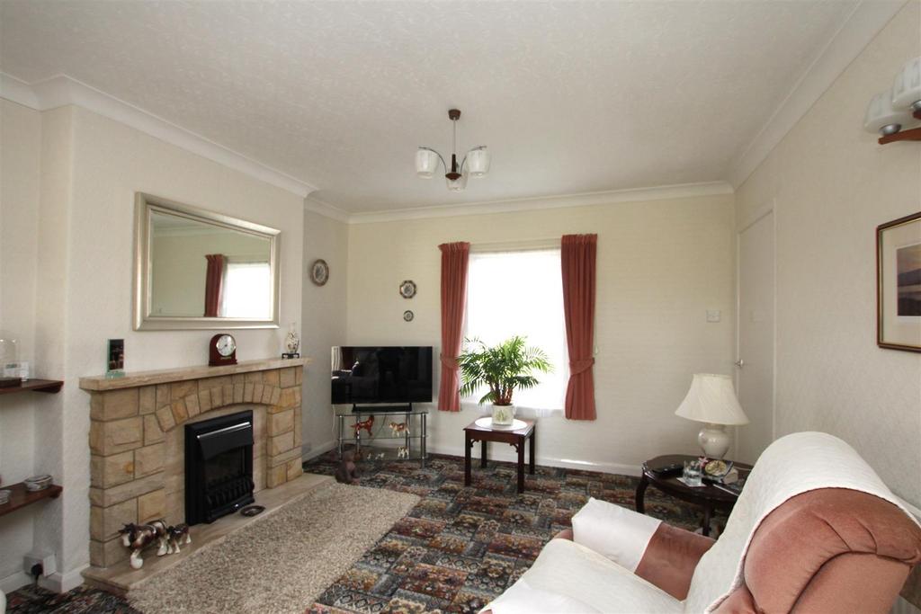 Living Room - b.JPG