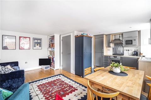 1 bedroom apartment for sale, Peckham Grove, London, SE15