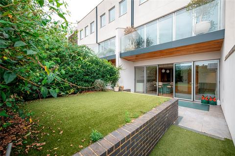 6 bedroom house to rent, Pangbourne Avenue, London, W10