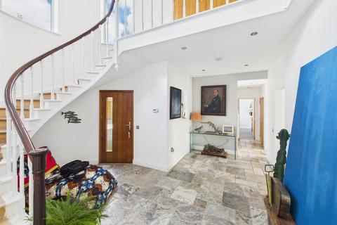 7 bedroom detached house for sale, Outstanding Value – Spacious 7-Bedroom Equestrian Estate Featuring Pool & Outdoor Kitchen