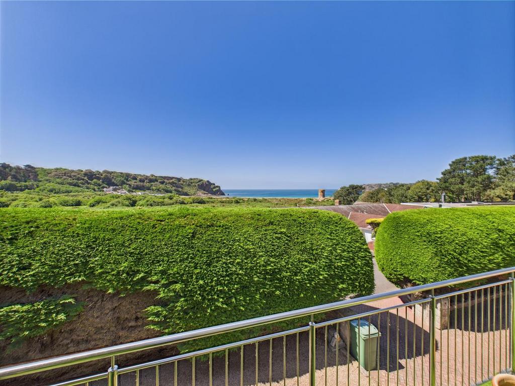 CAM04099 G0-PR0107-STILL022.jpg