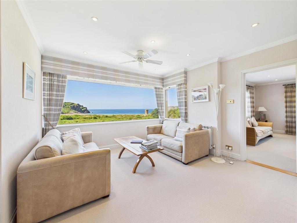 CAM04099 G0-PR0107-STILL012.jpg