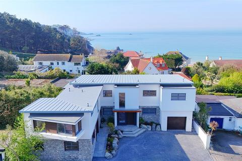 6 bedroom detached house for sale, St Brelade's Bay Contemporary New Build