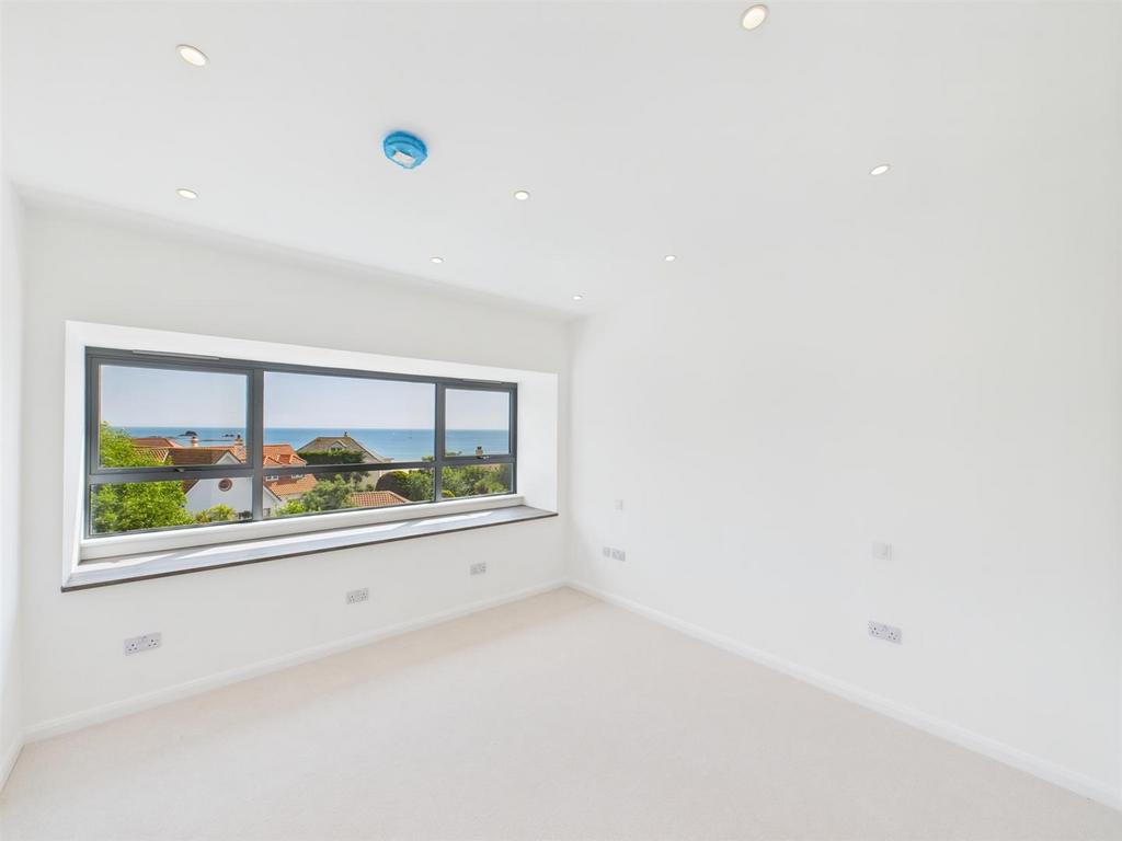 CAM04099 G0-PR0126-STILL030.jpg