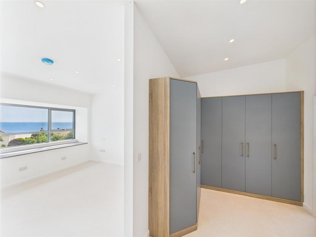 CAM04099 G0-PR0126-STILL031.jpg