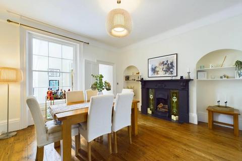 5 bedroom terraced house for sale, Situated In Charming Roseville Street