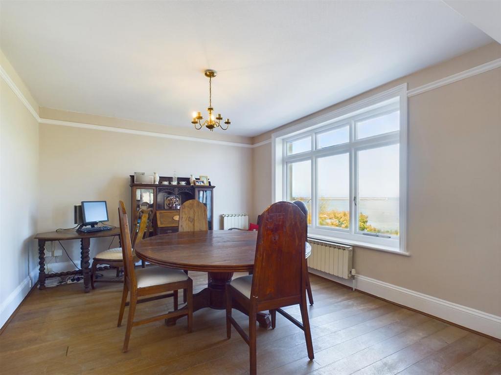 CAM02009 G0-PR0269-STILL011.jpg