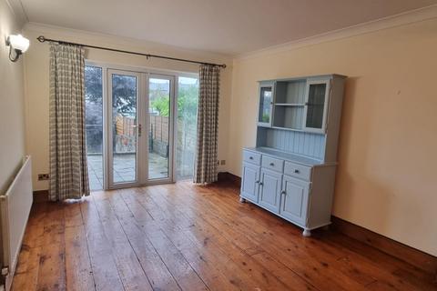 4 bedroom semi-detached house to rent, Thistleboon Gardens, Swansea SA3