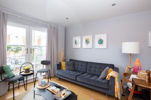 2 bedroom flat for sale, Manchester Street, Manchester M16