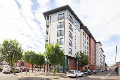 2 bedroom flat for sale, Manchester Street, Manchester M16