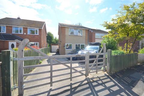 3 bedroom detached house for sale, St. Pauls Road, Mirfield, West Yorkshire, WF14