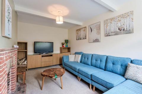 1 Dormans Road, Dormansland, Lingfield, RH7 6QH