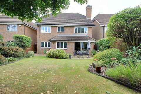 4 bedroom detached house for sale, Tylers Close, Kings Langley