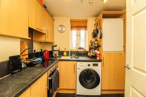 1 bedroom flat for sale, Grove Road, Wakefield WF1