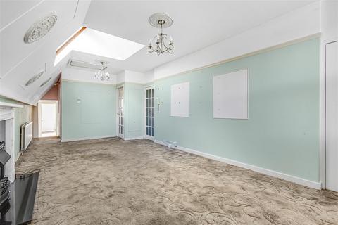 2 bedroom flat for sale, Sheen Lane, East Sheen, SW14