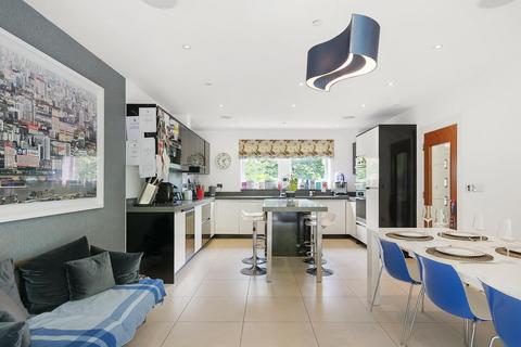 5 bedroom semi-detached house for sale, Clavering Place, London, SW12