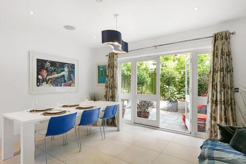 5 bedroom semi-detached house for sale, Clavering Place, London, SW12