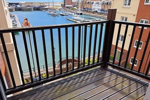 2 bedroom flat for sale, Madeira Way, Eastbourne, East Sussex, BN23 5UJ