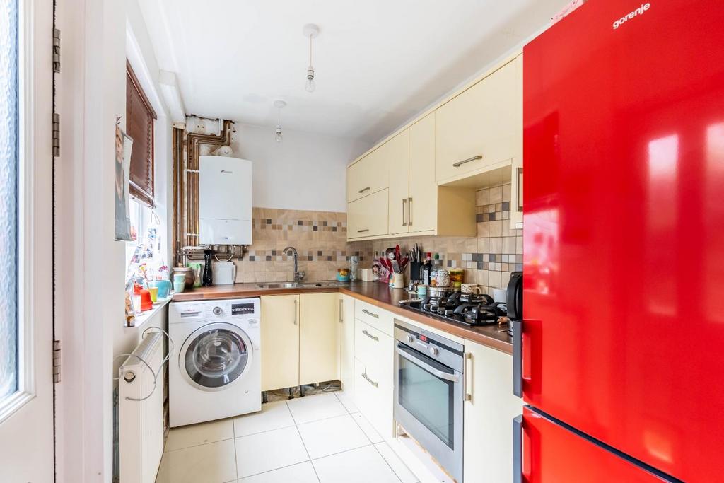 Scarborough Terrace, York 2 bed terraced house for sale £270,000