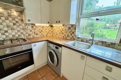 2 bedroom maisonette for sale, Swansea Road, Trebanos, Pontardawe, Swansea.