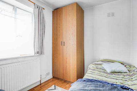 86 Ashbourne Road, London, W5 3DJ
