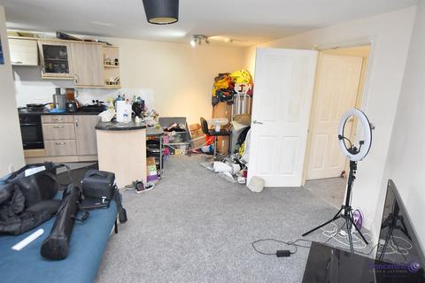 2 bedroom apartment for sale, Patshull Avenue, Wolverhampton