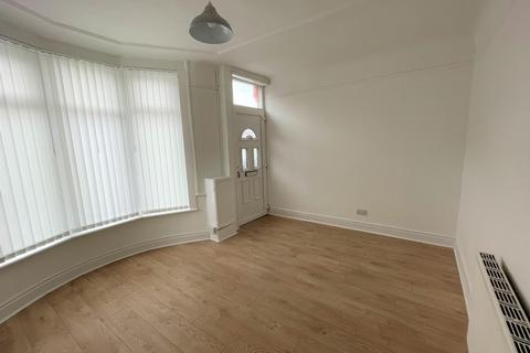 2 bedroom terraced house to rent, Hallville Road , Wirral CH44