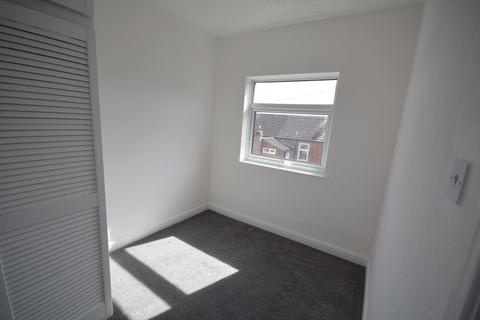 2 bedroom terraced house to rent, Ruby Street, Shildon