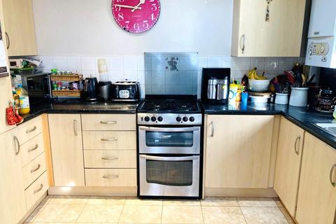 2 bedroom flat for sale, Shona Court, 4 Atlas Crescent, Edgware HA8