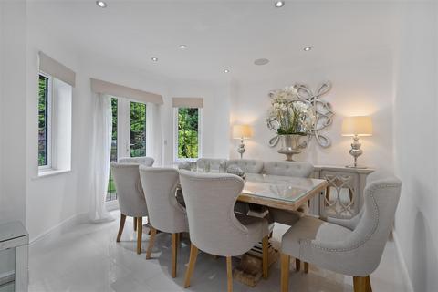 Lullingstone House Hancocks Mount, Ascot, SL5 9PQ