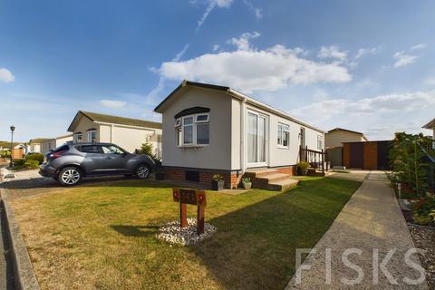 2 bedroom park home for sale, Creek Road, Canvey Island, SS8