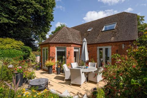 5 bedroom detached house for sale, London Road, Shipston On Stour, CV36 4EP