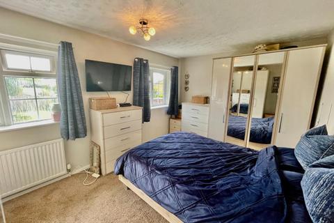 4 Fellowes Way, Stevenage, SG2 8BN