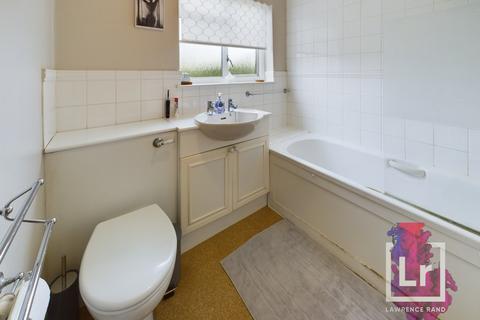 38 Beverley Road, Ruislip, HA4 9AW
