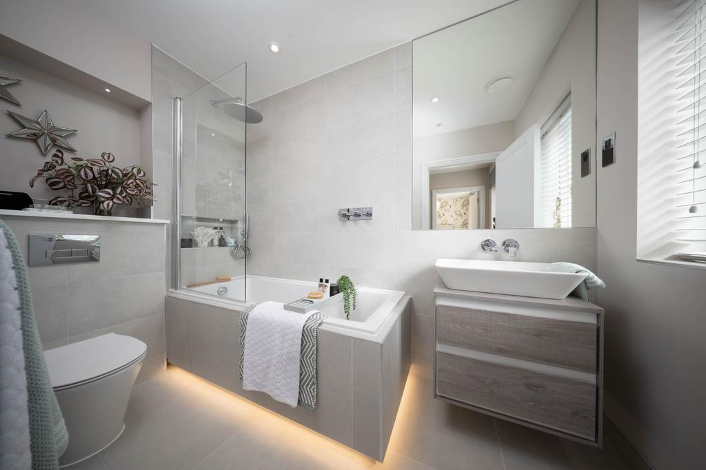 Show home family bathroom