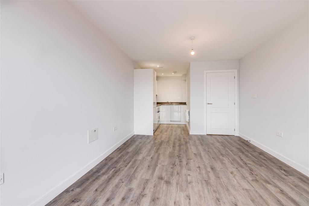 Kitchen &amp; living area