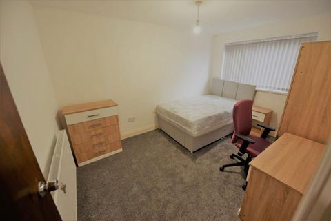 3 bedroom house to rent, Kendal Lane