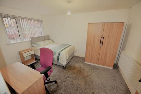 3 bedroom house to rent, Kendal Lane