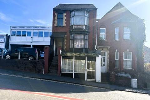 Hairdresser and barber shop for sale, Queens Hill, Newport NP20