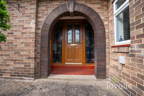 3 bedroom detached bungalow for sale, North Marsh Road, Gainsborough DN21