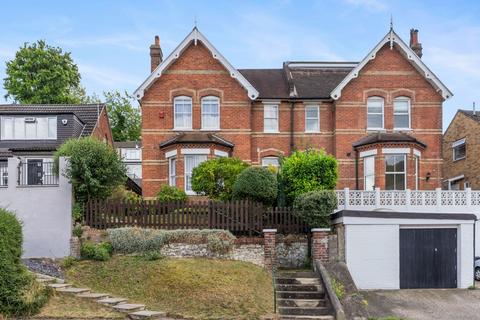 4 bedroom semi-detached house for sale, Croydon Road, Caterham CR3