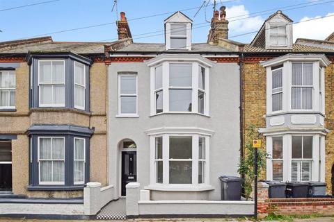 4 bedroom terraced house for sale, Brunswick Square, Herne Bay