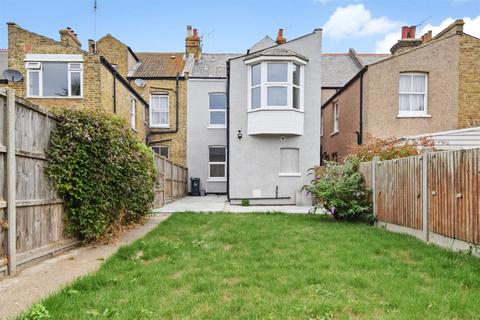 4 bedroom terraced house for sale, Brunswick Square, Herne Bay