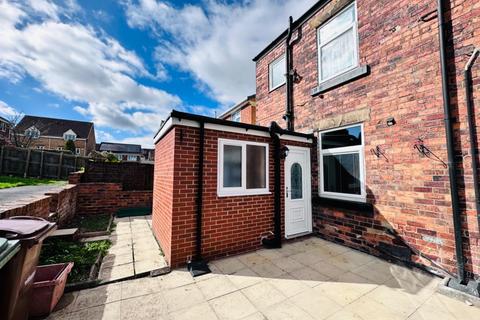 2 bedroom semi-detached house for sale, Denby Dale Road West, Calder Grove, Wakefield