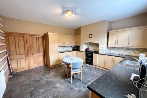 2 bedroom semi-detached house for sale, Denby Dale Road West, Calder Grove, Wakefield