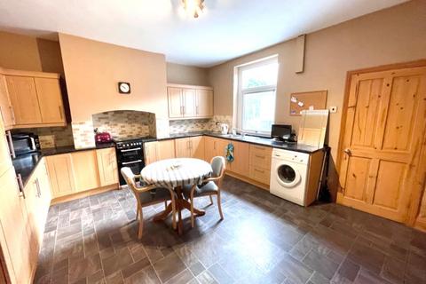 2 bedroom semi-detached house for sale, Denby Dale Road West, Calder Grove, Wakefield