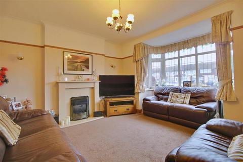 3 bedroom semi-detached house for sale, Bullsmoor Lane, Enfield