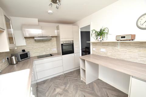 7 Crookston Path, Glasgow, G52 3LN