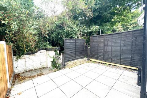 3 bedroom terraced house to rent, Emma Road, Plaistow, E13